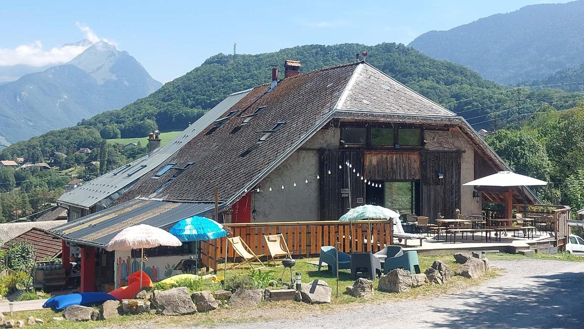 Yourtes Olachat Proche Annecy Faverges Exteriör bild